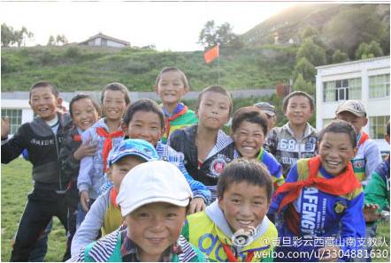 7��14�������⵽�����·�����ٹ���֮��6�������(f��)����W(xu��)����֧�υf(xi��)����֧��꠽K�ڵ��_(d��)���`������ɽ�ϼӲ�h�����l(xi��ng)����С�W(xu��)��֧�̹�������չ�_���D��ȴ����r��С�W(xu��)��������ӭ��꠆T���ĵ�����