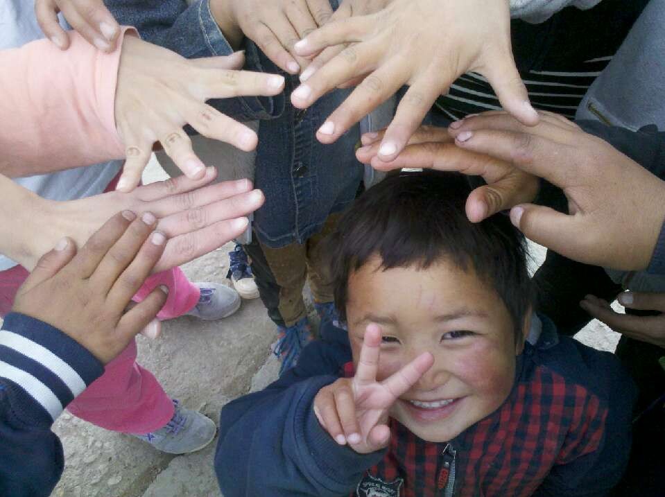 ��ӿƼ���W(xu��)���t�ġ�֧���(du��)���(du��)�T���˴Ό�(sh��)�`�����ຣʡ�ຣ�����Ҵ�Ĺ��W(xu��)У��7��15�����(du��)�T��?y��u)麢�ӂ���ȥ�ˌW(xu��)��(x��)��Ʒ���w����Ʒ�ͽ̌W(xu��)���Y��ϣ�����H��׌����ͯ���õ�����͌W(xu��)��(x��)��߀��׌���ӂ��˽����������Ϣ���������ܵ������P(gu��n)�����D�麢�ӂ��挦�(du��)�T���R�^ϲЦ��_��