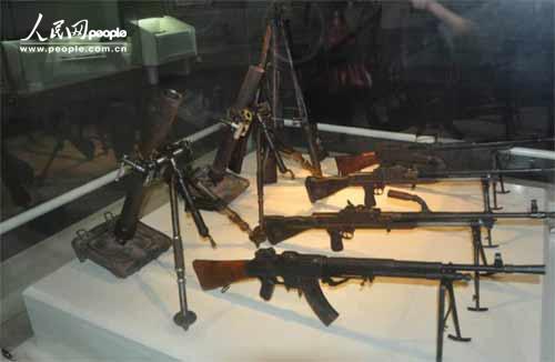 һ���Ŏ�����^��(n��i)չ���İ�·܊�U�@����܊�b���������ڷ� �z��