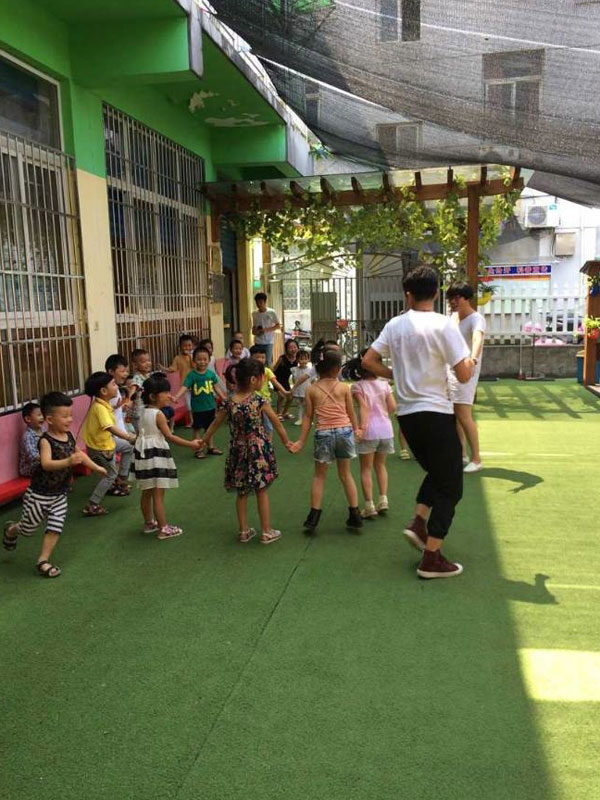 ־Ը�ߞ��а�С���т�����һ��(ji��)���ӻ���w���Α��n��