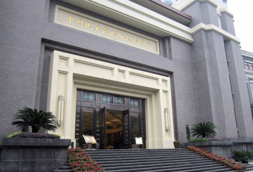 ��ǰ��������W(w��ng)ӛ�ߺ͏�(qi��ng)��(gu��)Փ���W(w��ng)�ѽM�ɵġ����Қvʷӛ�����ѿ���(zh��n)Ӣ�ҡ����(d��ng)���ؑcվ��С���(du��)����(l��i)���Ї�(gu��)�����h�ɚvʷ����^���^��