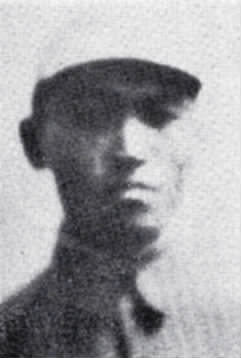 ��ɽ��1911����1945���������h������ԭ�����ΰ��������žS�\(ch��ng)���|��ʡ��ɽ�h�ˡ�����һ�ˡ���׃ǰ�����ڹ����I���I(y��)��W(xu��)��W(xu��)���|���S�ݺ����D(zhu��n)��|�������W(xu��)Ժ�W(xu��)��(x��)���Ĵ����_(k��i)ʼ�˿������ܻ��(d��ng)��1937����ʽ��܊��ͬ�ꅢ�����Ї�(gu��)���a(ch��n)�h�������|�����μ��|܊�օ^(q��)�����\�L(zh��ng)��1940�괺���ľ����·܊�x�켽܊�^(q��)������ʮ�F(tu��n)�����һ��ΈF(tu��n)�L(zh��ng)����ɽ�ΈF(tu��n)���\�L(zh��ng)������ͦ�M(j��n)ƽ�����_(k��i)���S(��)����(ƽ)����(��)�������Γ�����(j��)�ء�1945��7��4�����񻯿h�������(zh��n)���Р������r(sh��)�Εx�켽܊�^(q��)��ʮ��܊�օ^(q��)�����\�L(zh��ng)��