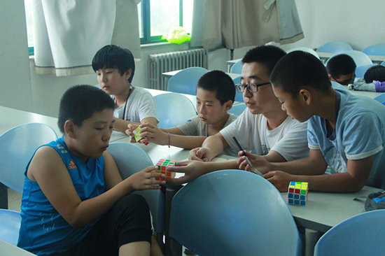 �Ї�(gu��)ʯ�ʹ�W(xu��)���A�|������(m��ng)֮�������̈F(tu��n)��ɽ�|ʡ�S�u��(j��ng)��(j��)�_�l(f��)�^(q��)ᘌ�(du��)���(l��i)��(w��)���ˆT��Ů�����؃�ͯ�_չ������(d��ng)�����H�_�O(sh��)�Z(y��)��(sh��)���n�̽̌W(xu��)��߀�_չҕ�l�̌W(xu��)��ħ�g(sh��)��ħ�����L�����dȤ��n���� (2)