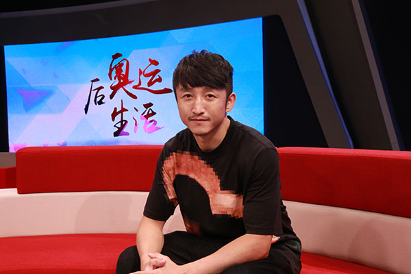 ��ȭ���Ӣ���u������ �������� Ŀ��(bi��o)����������ȫ�M(m��n)؞