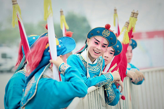 �F(xi��n)���݆T��   ���� �z